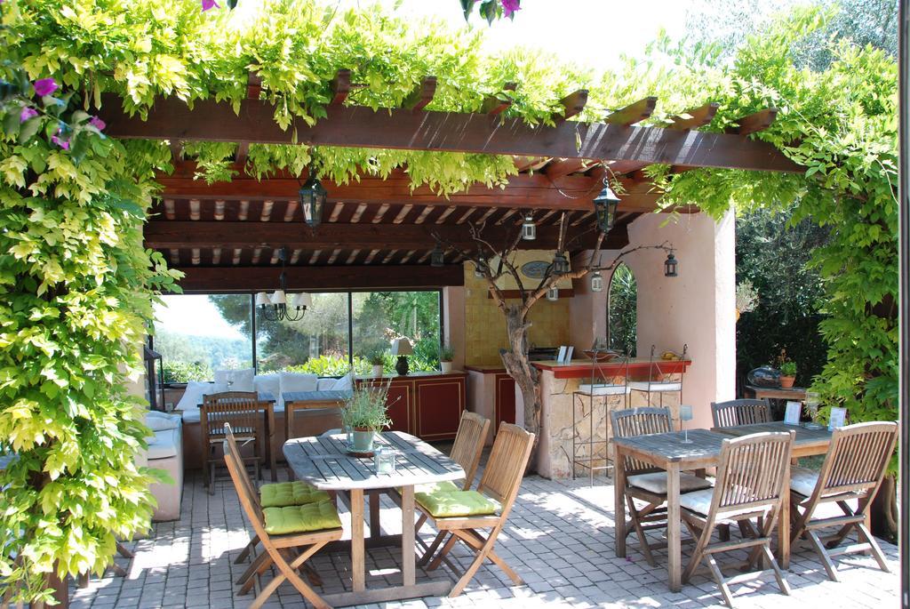 Le Mas Des Cigales Tourrettes-sur-Loup Exterior foto